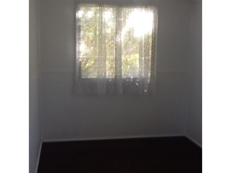 12 Sutton Street, Waroona WA 6215