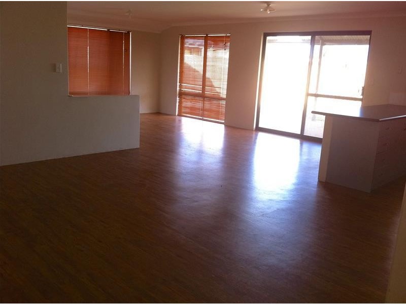 72 Country Road, Pinjarra WA 6208