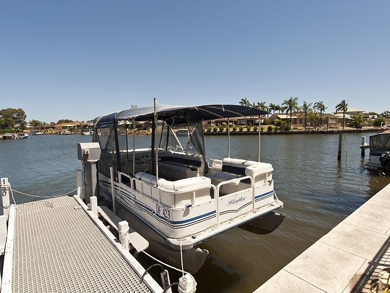 11 Wills Way, South Yunderup WA 6208