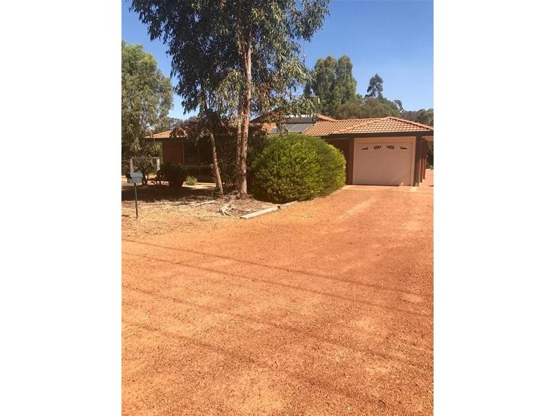 14 Greenstone Way, Boddington WA 6390