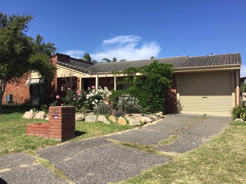 48 Glencoe Parade, Halls Head WA 6210