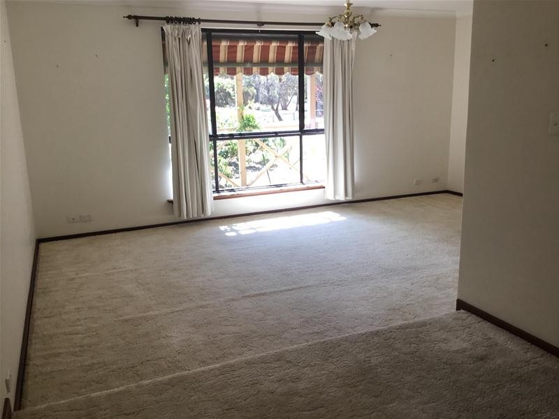 48 Glencoe Parade, Halls Head WA 6210