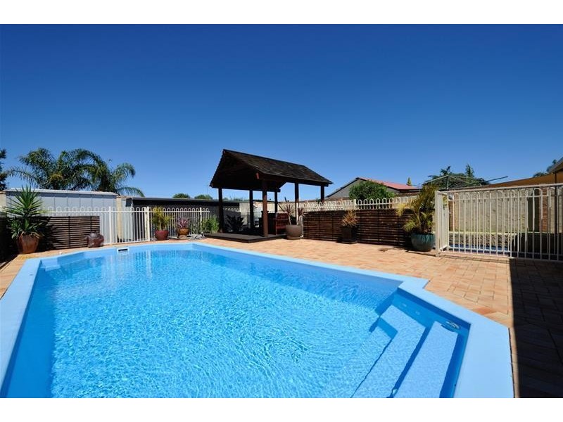 47 Country Road, Pinjarra WA 6208