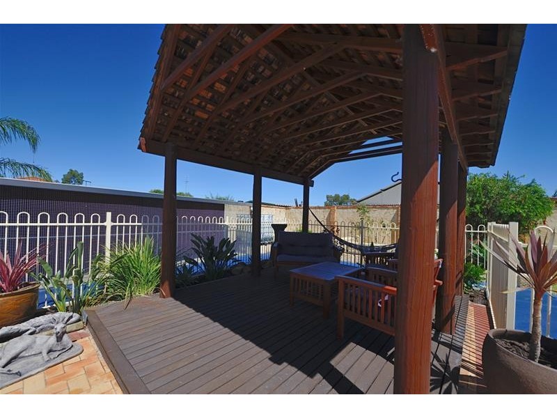 47 Country Road, Pinjarra WA 6208