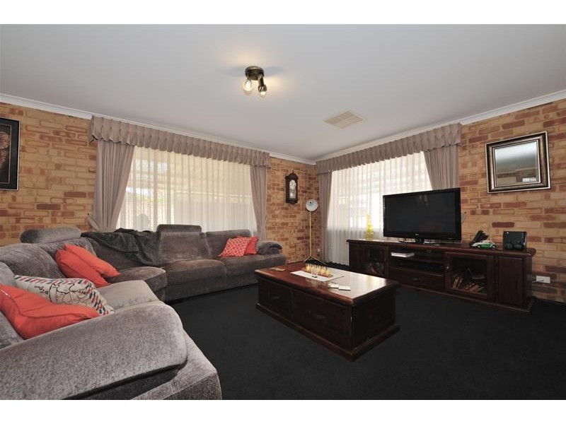 47 Country Road, Pinjarra WA 6208