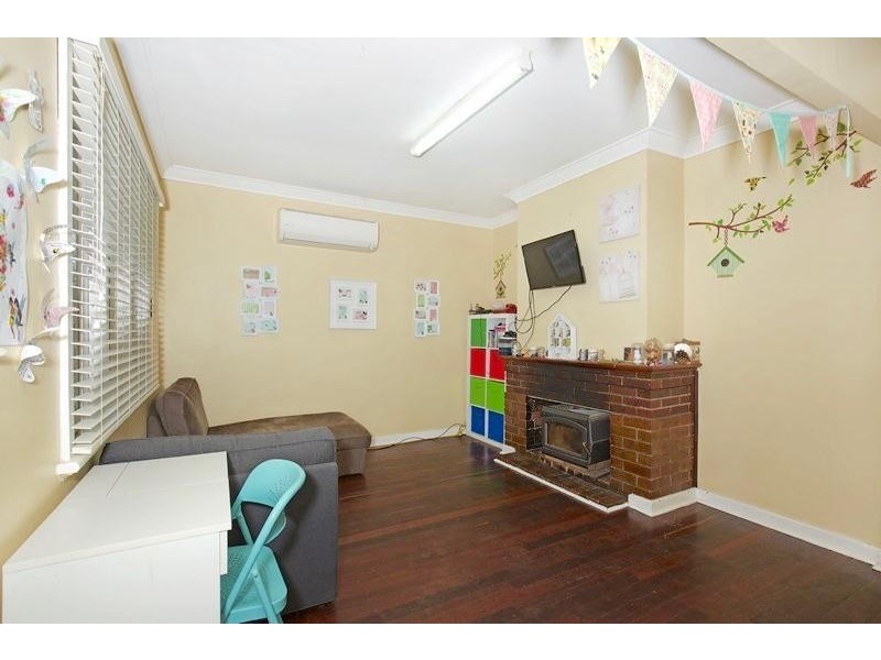 33 Mclarty Road, Dwellingup WA 6213