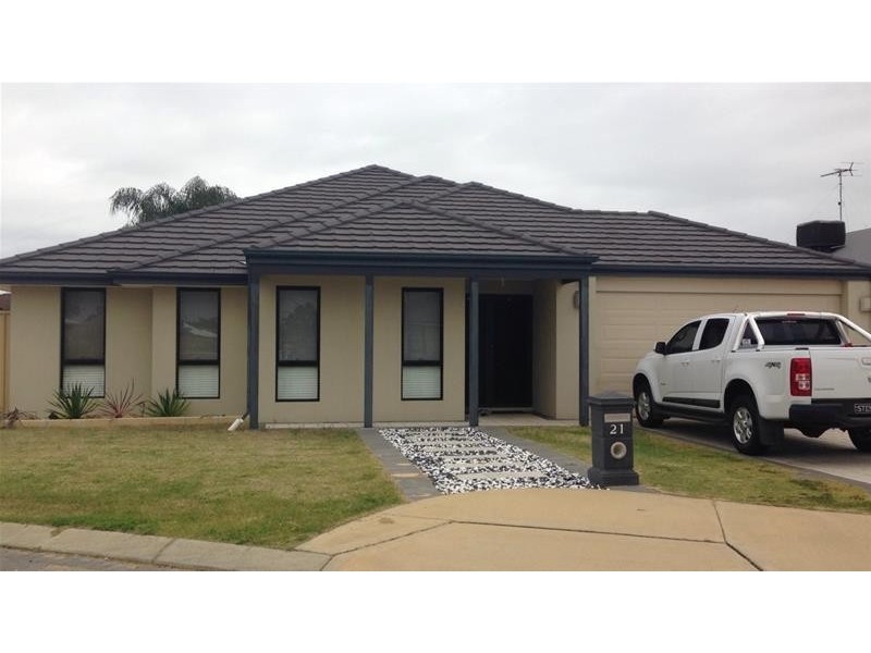21 Greenacre Street, Pinjarra WA 6208
