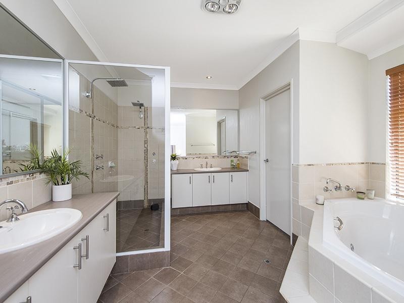 27  Bibbulmun Meander, Ravenswood WA 6208