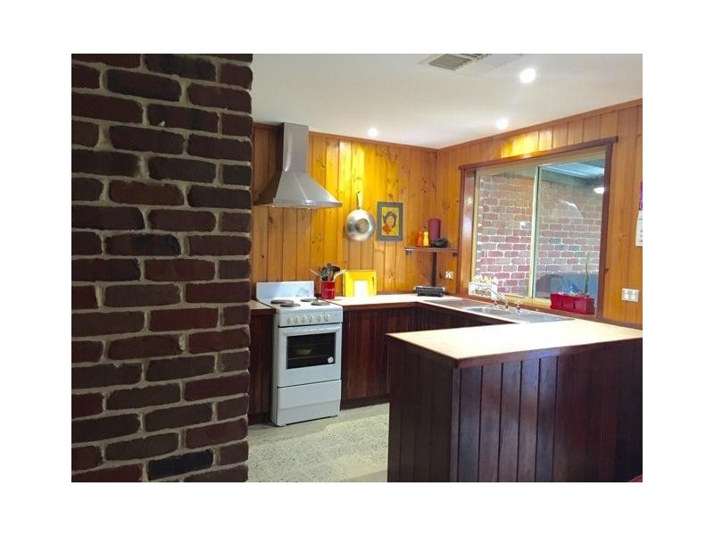 5 B  De hamel, Waroona WA 6215