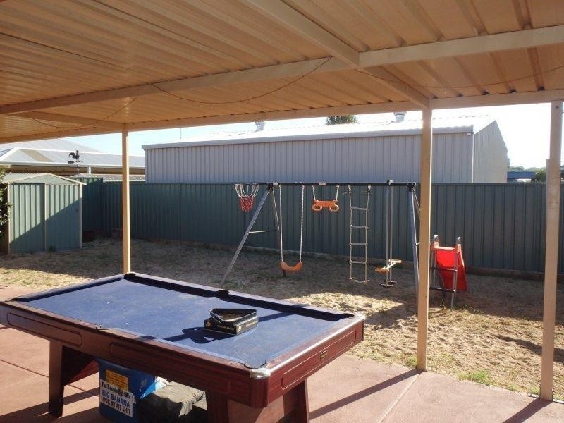 15 WARR Street, Pinjarra WA 6208