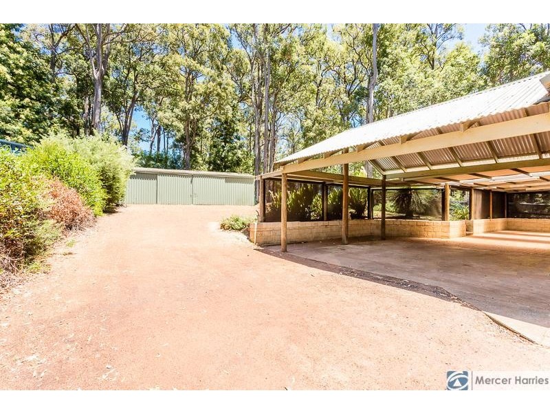 1 Begonia Court, Dwellingup WA 6213