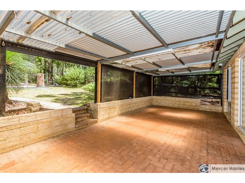 1 Begonia Court, Dwellingup WA 6213