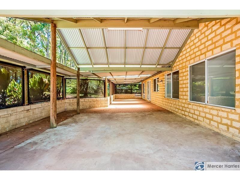 1 Begonia Court, Dwellingup WA 6213
