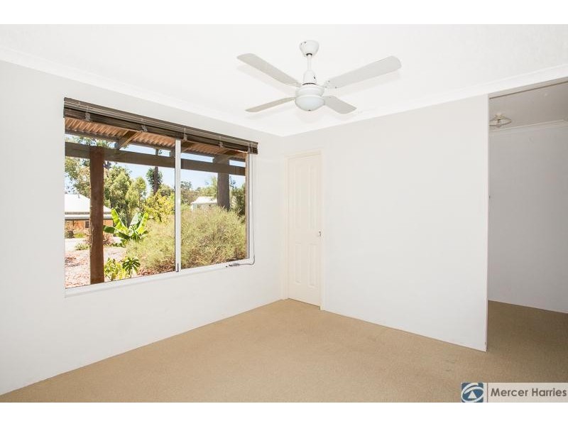 1 Begonia Court, Dwellingup WA 6213