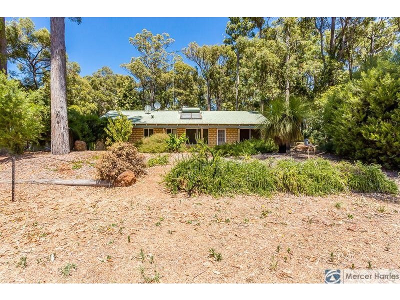 1 Begonia Court, Dwellingup WA 6213