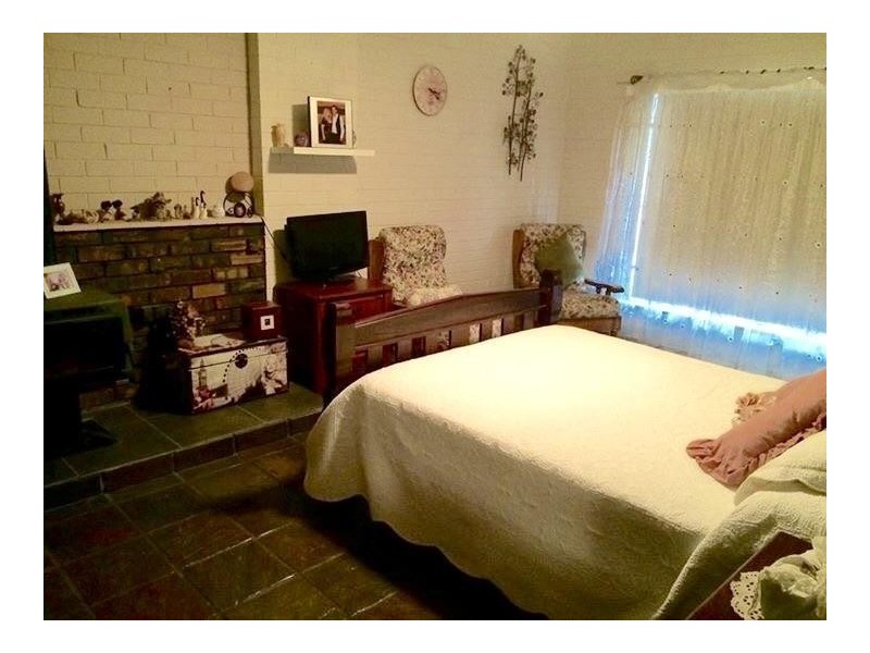 50 Millar Street, Waroona WA 6215