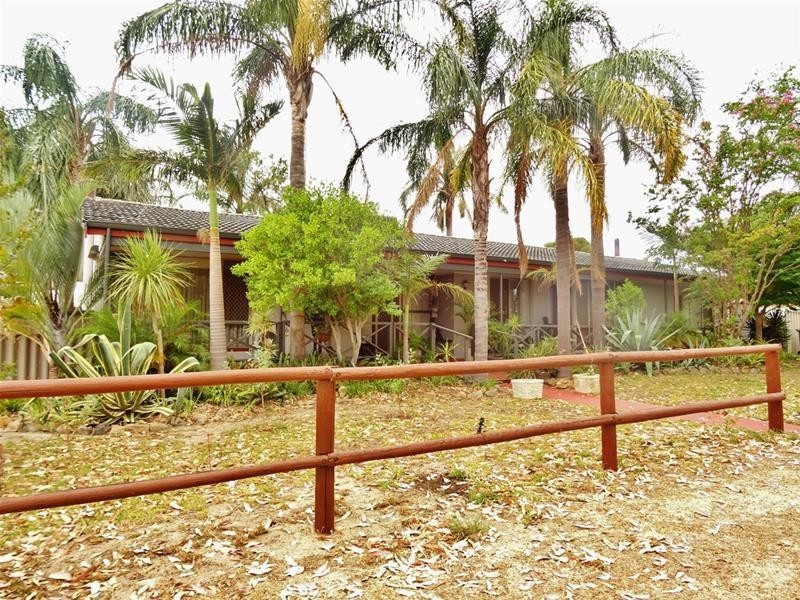 50 Millar Street, Waroona WA 6215