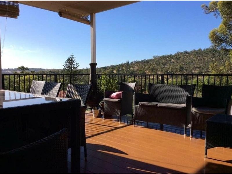 31 Sandalwood Place, Boddington WA 6390