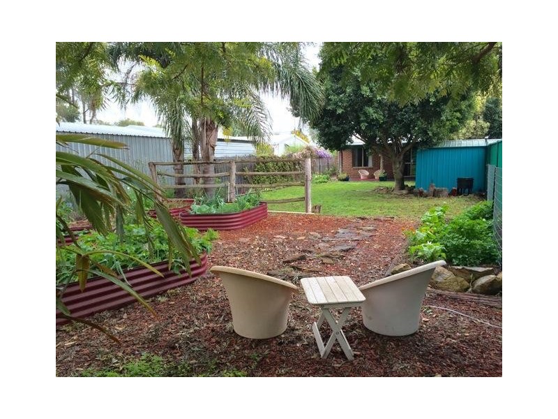 5b De Hamel Street, Waroona WA 6215