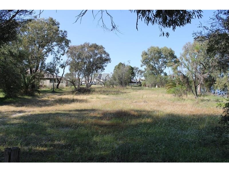 88 Banksia Terrace, South Yunderup WA 6208