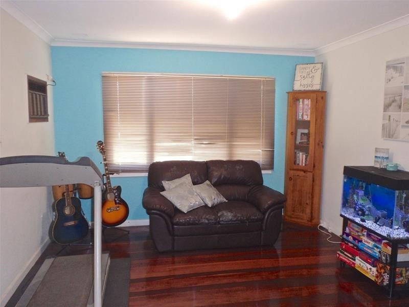 16 Warr Street, Pinjarra WA 6208