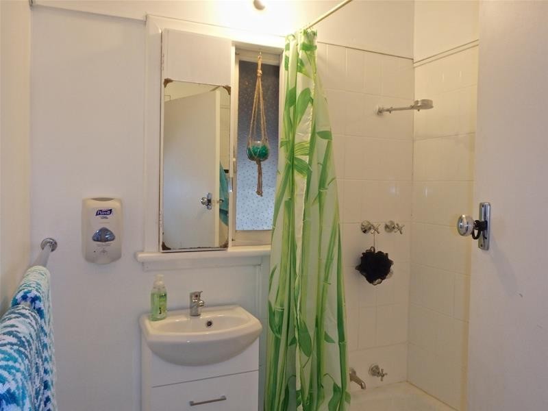 16 Warr Street, Pinjarra WA 6208