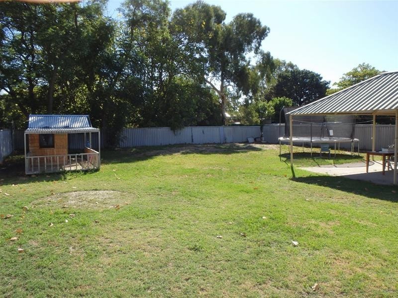 16 Warr Street, Pinjarra WA 6208