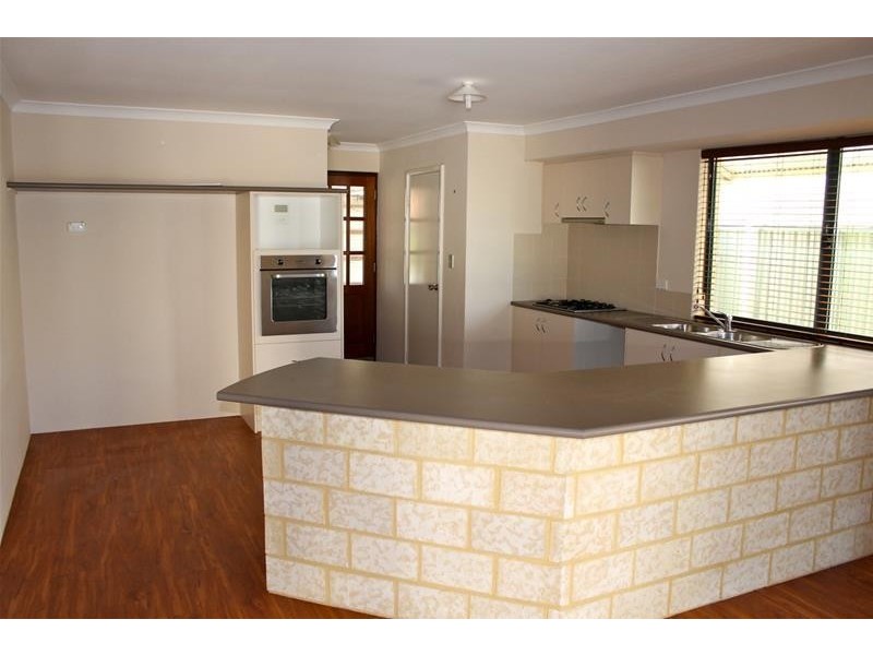 8 Taylor Court, Pinjarra WA 6208