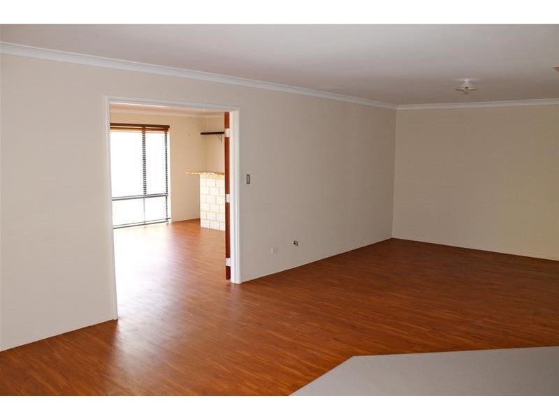 8 Taylor Court, Pinjarra WA 6208