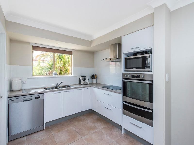 13 Deering Drive, North Yunderup WA 6208