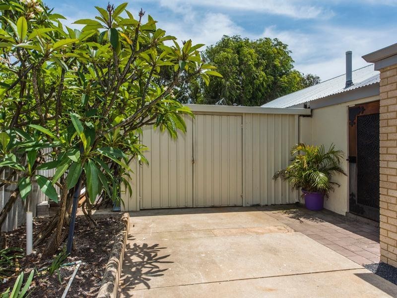 13 Deering Drive, North Yunderup WA 6208