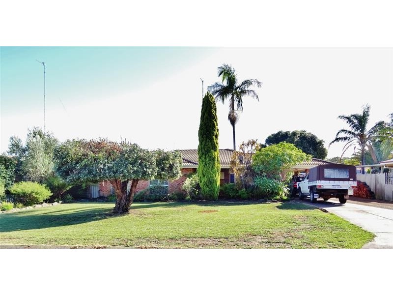 6 Hawksley Drive, Waroona WA 6215