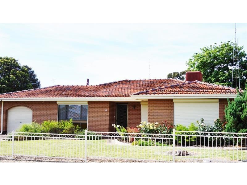 10 Eastcott Street, Waroona WA 6215