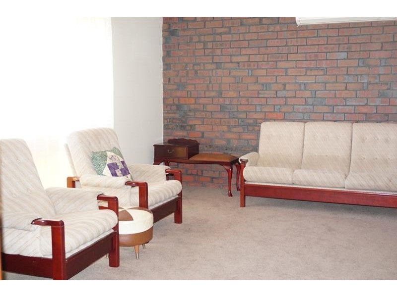 10 Eastcott Street, Waroona WA 6215