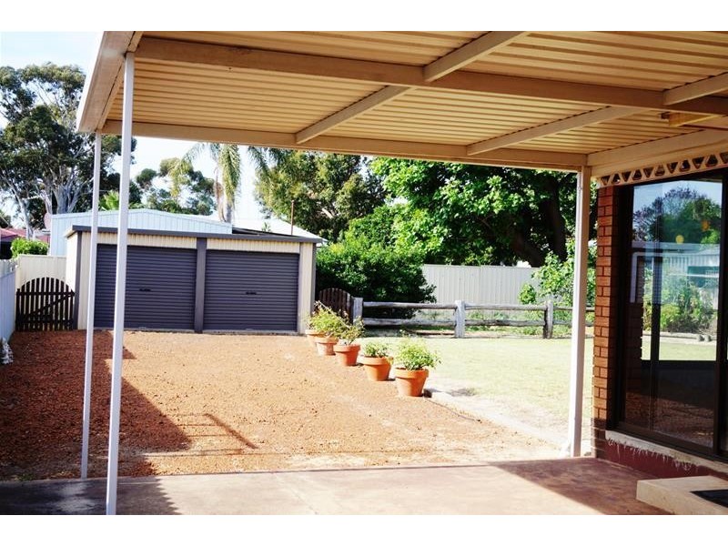 10 Eastcott Street, Waroona WA 6215