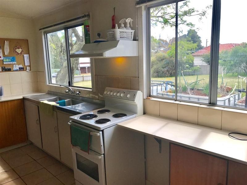 42 South West Highway, Waroona WA 6215