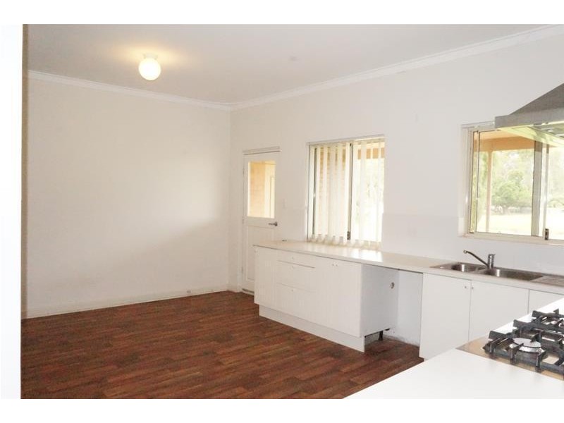 8179 South West Highway, Waroona WA 6215