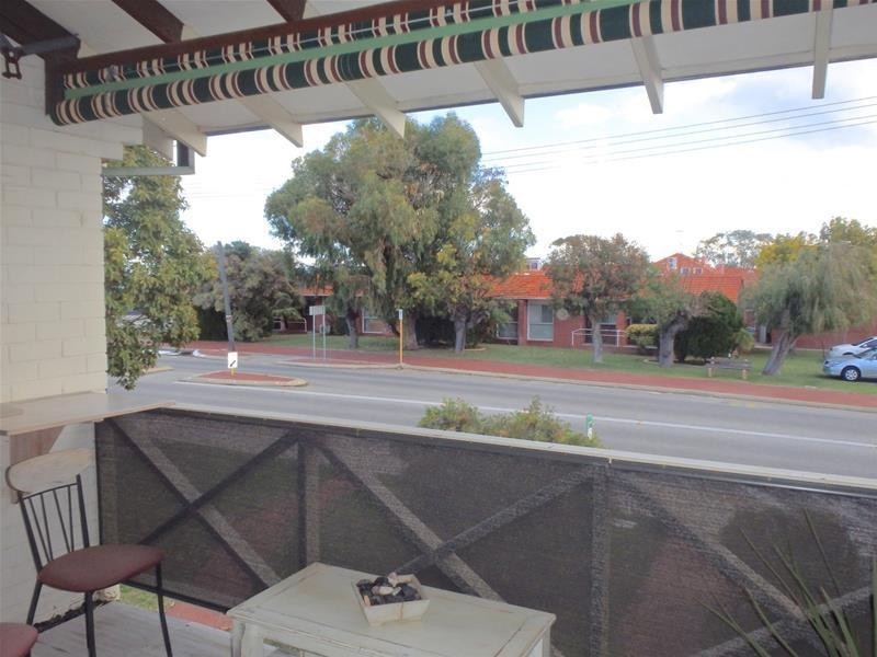 3/6 Leslie Street, Dudley Park WA 6210