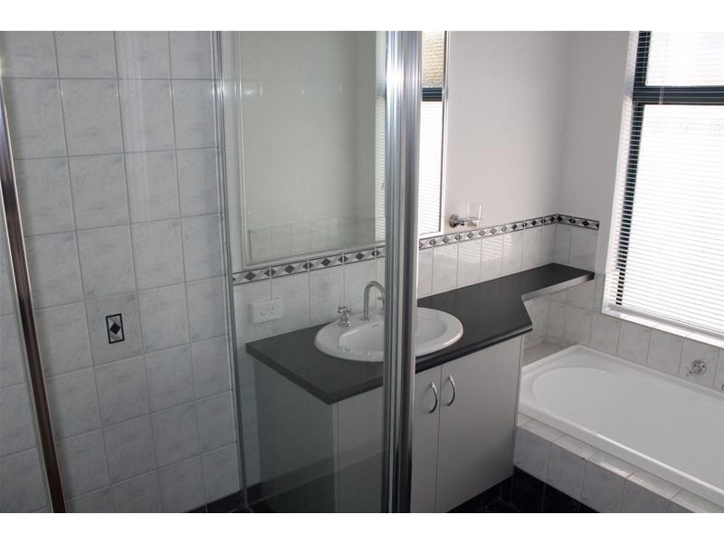 8 Taylor Court, Pinjarra WA 6208