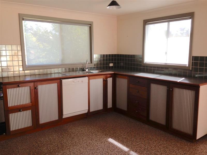 10 Church Street, Dwellingup WA 6213