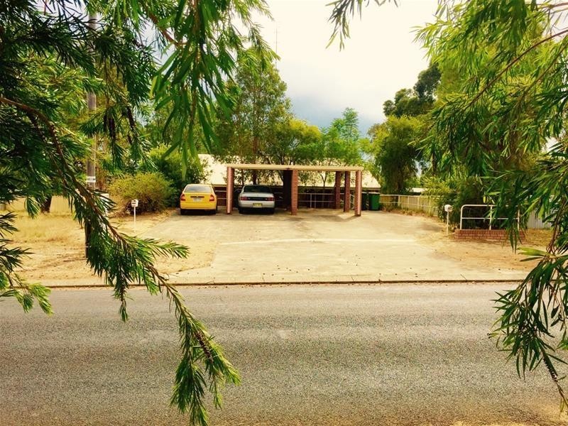 63 Hill Street, Waroona WA 6215