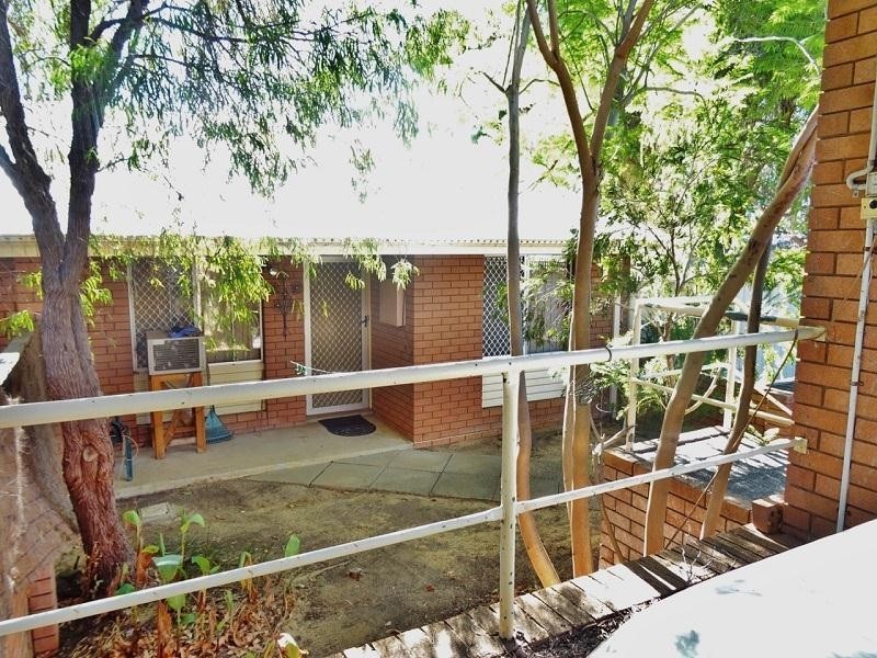 63 Hill Street, Waroona WA 6215