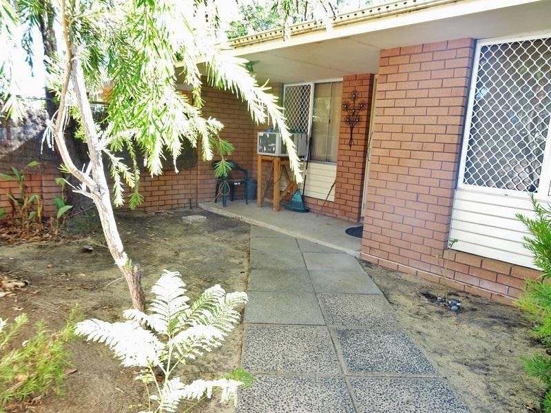 63 Hill Street, Waroona WA 6215