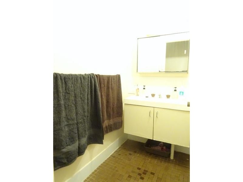 63 Hill Street, Waroona WA 6215