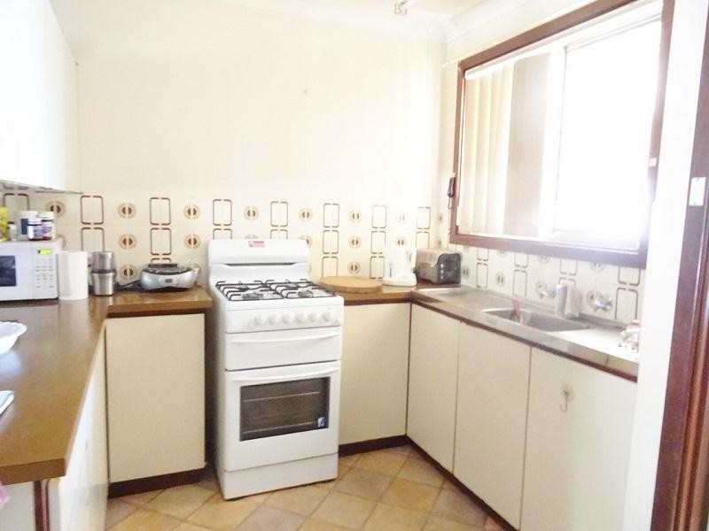 63 Hill Street, Waroona WA 6215