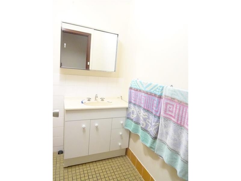 63 Hill Street, Waroona WA 6215