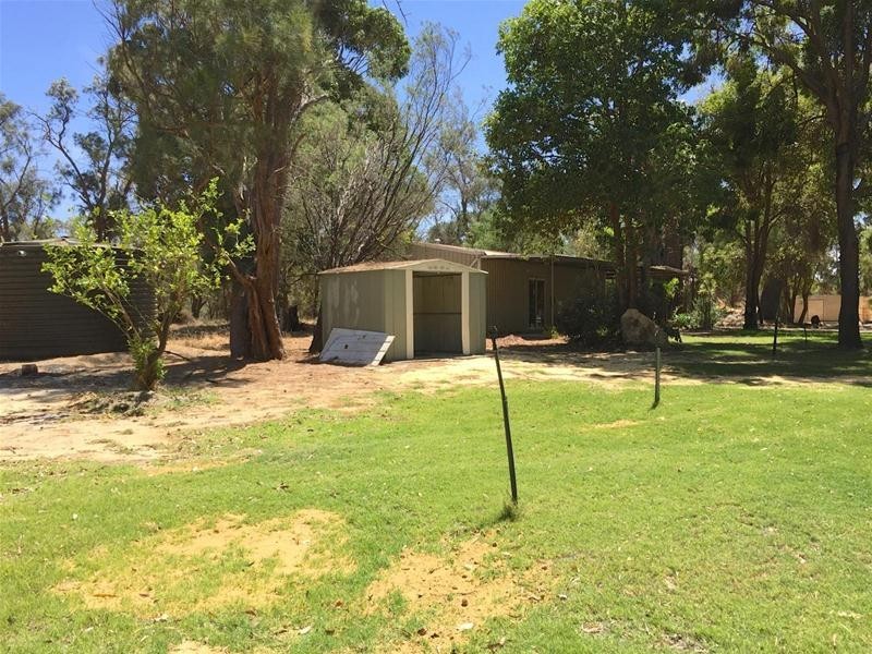27 Fishermans Road, West Coolup WA 6214
