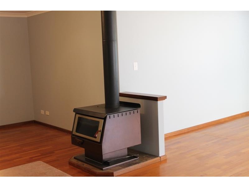 104 South Yunderup Road, South Yunderup WA 6208