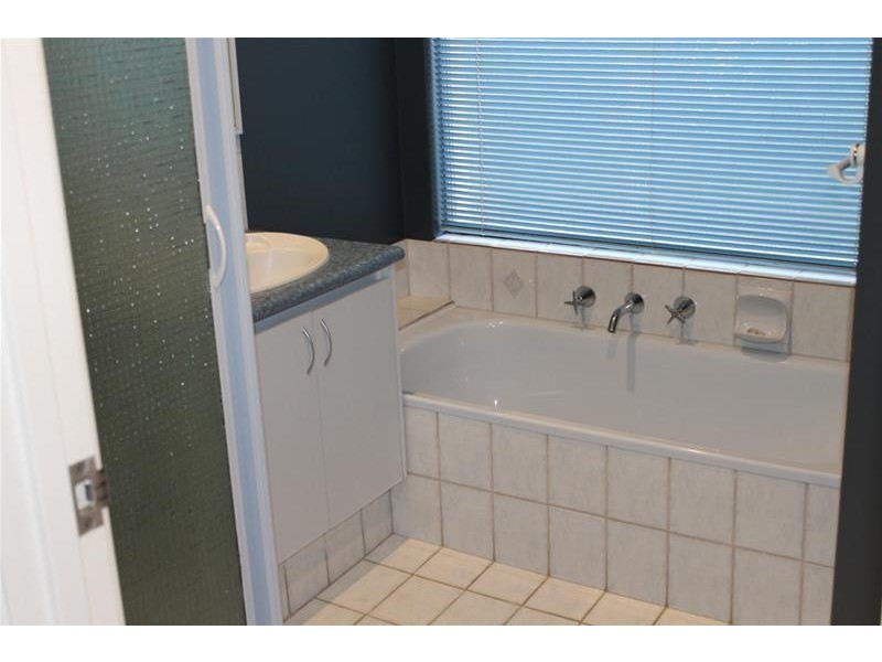 104 South Yunderup Road, South Yunderup WA 6208