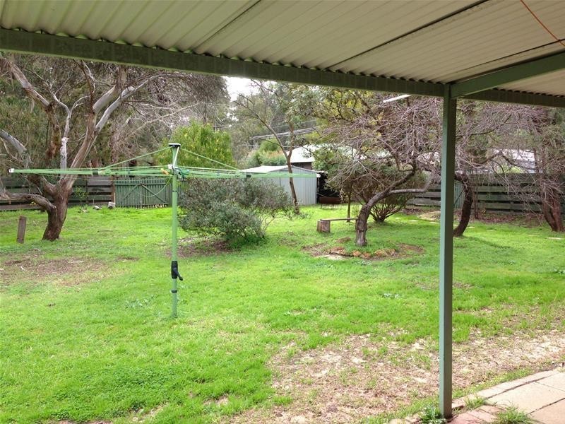 15 Banksiadale Road, Dwellingup WA 6213